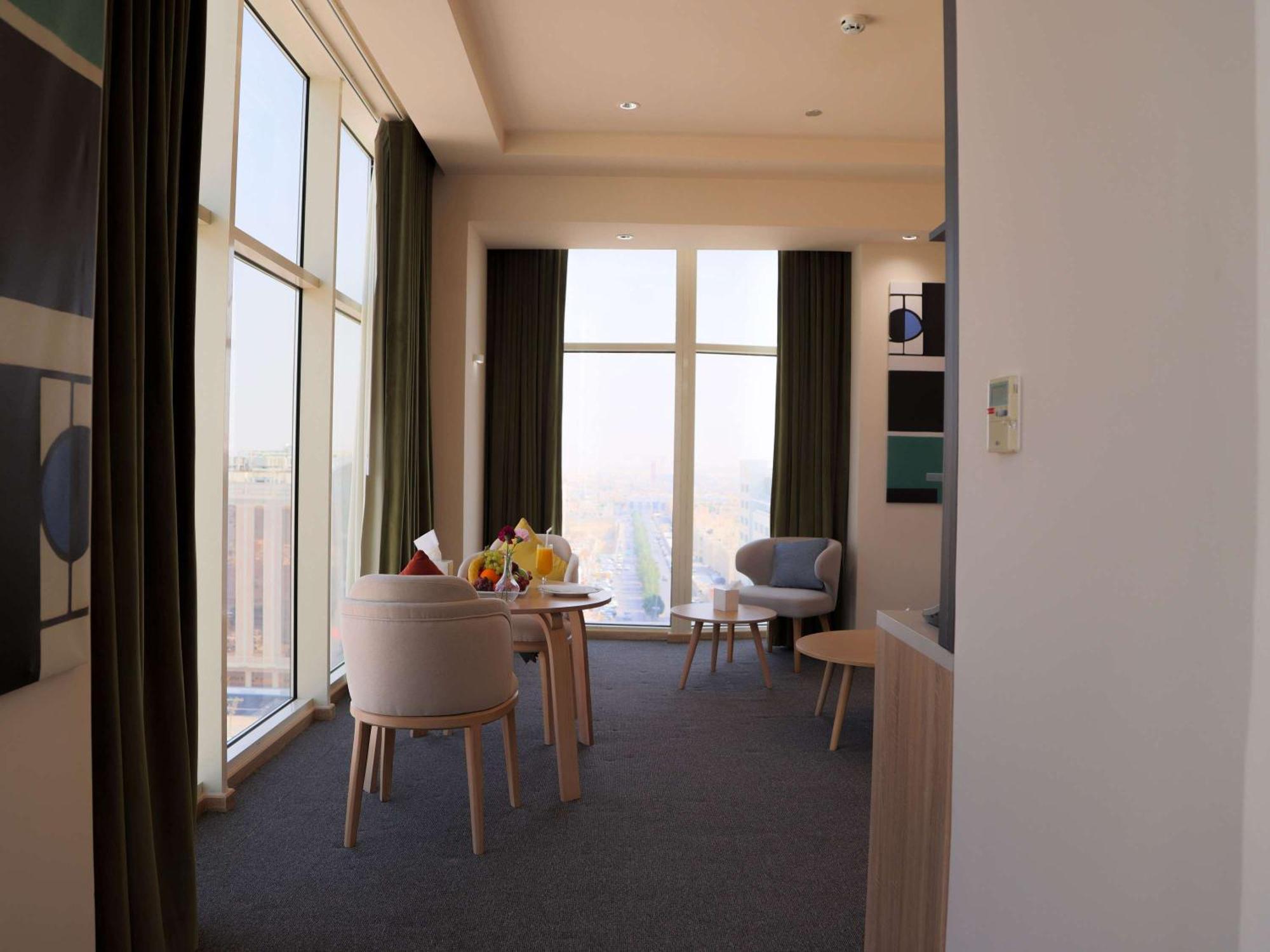 Novotel Suites Riyadh Centre Exterior foto